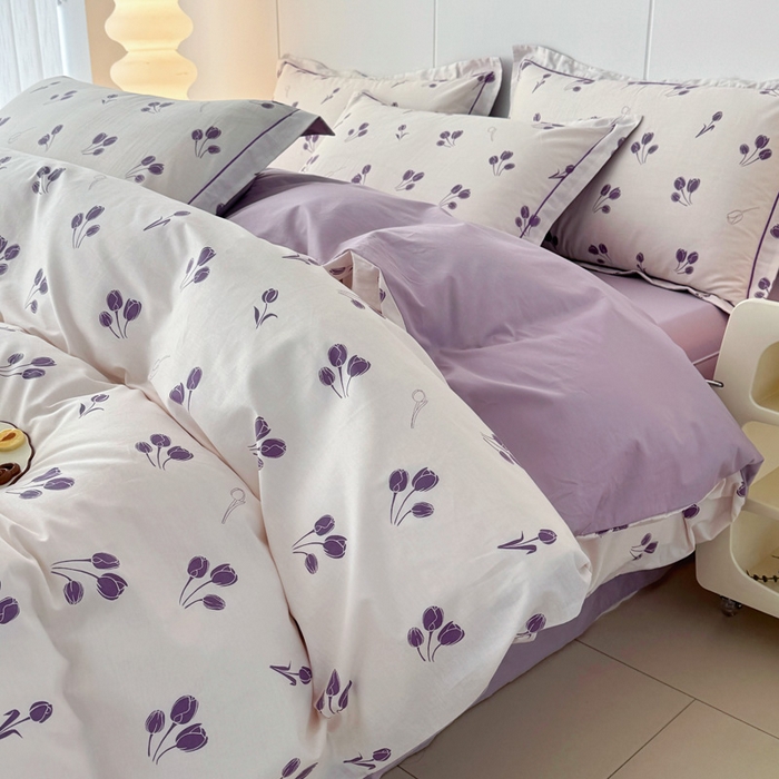 91家纺网 家纺一手货源 找家纺 2025新款133X76宽幅全棉纯棉印花系列四件套 郁见你-紫