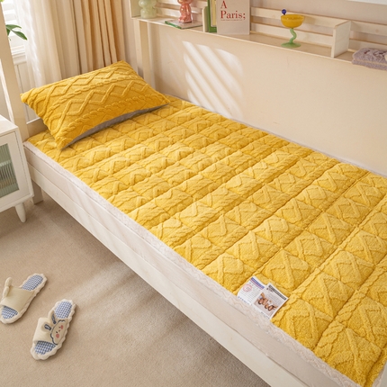 91家纺网 家纺一手货源 找家纺 （买家秀爆款不断货）A类母婴级学生宿舍上下铺牛奶绒床垫子雪花绒床垫子牛奶绒雪花绒床护垫子牛奶绒床褥子 上下铺-鹅黄