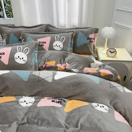 91家纺网 家纺一手货源 找家纺 （总）(买家秀 爆款不断货）A类母婴级双面牛奶绒四件套珊瑚绒雪花绒四件套AB版高克重牛奶绒四件套纯色牛奶绒