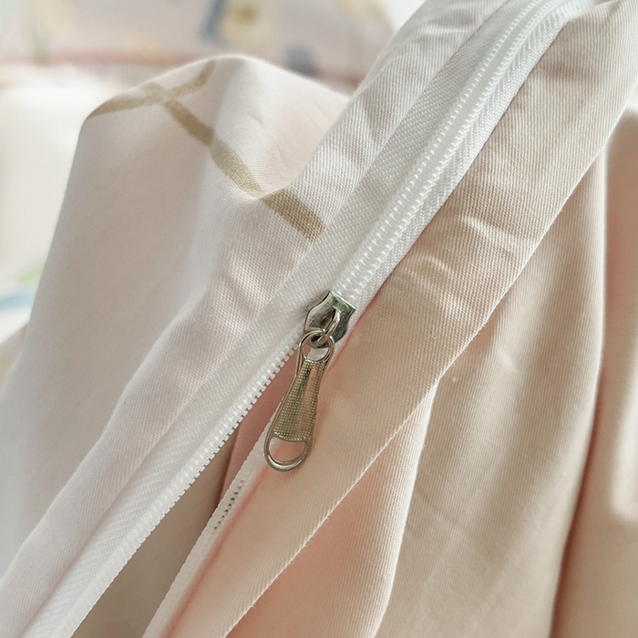 91家纺网 家纺一手货源 找家纺 2025新款133X76宽幅全棉纯棉印花系列单品被套 木槿-粉