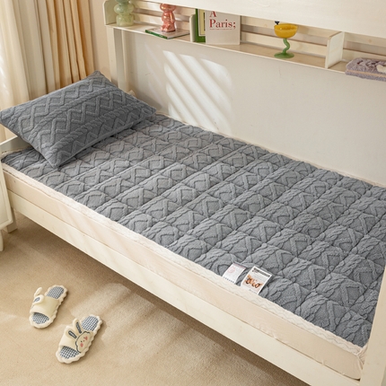 91家纺网 家纺一手货源 找家纺 （总）（买家秀爆款不断货）A类母婴级学生宿舍上下铺牛奶绒床垫子雪花绒床垫子牛奶绒雪花绒床护垫子牛奶绒床褥子