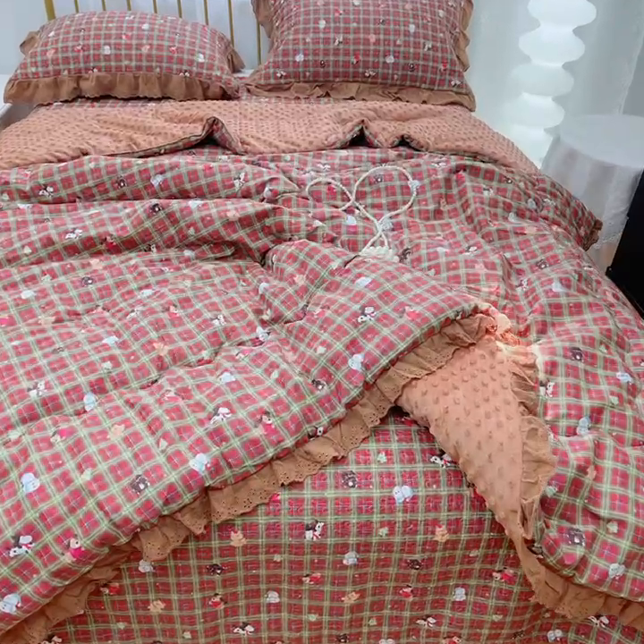 91家纺网 家纺一手货源 找家纺 韩版纯棉豆豆被床盖四件套春秋被加厚冬被同款纯棉被套砂洗棉花床盖三件套四季通用 新年圣诞