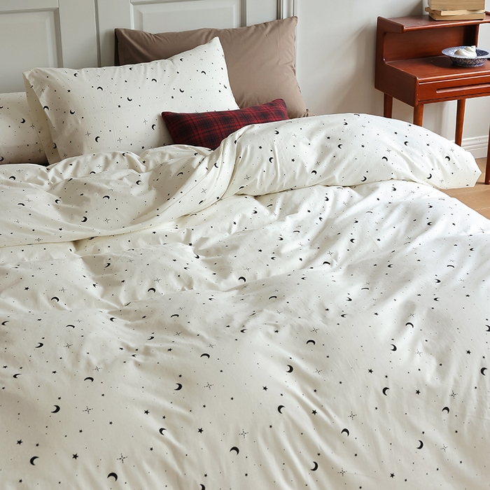 91家纺网 家纺一手货源 找家纺 绫韵家纺 2025春夏新品母婴A类全棉纯棉针织棉软糯糯小可爱卡通床单款四件套 满天星米白