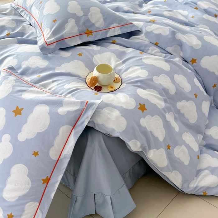 91家纺网 家纺一手货源 找家纺 2025新款133X76宽幅全棉纯棉印花系列四件套 踏浪-蓝