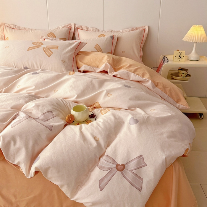 91家纺网 家纺一手货源 找家纺 2025新款133X76宽幅全棉纯棉印花系列四件套 花蝴蝶-米