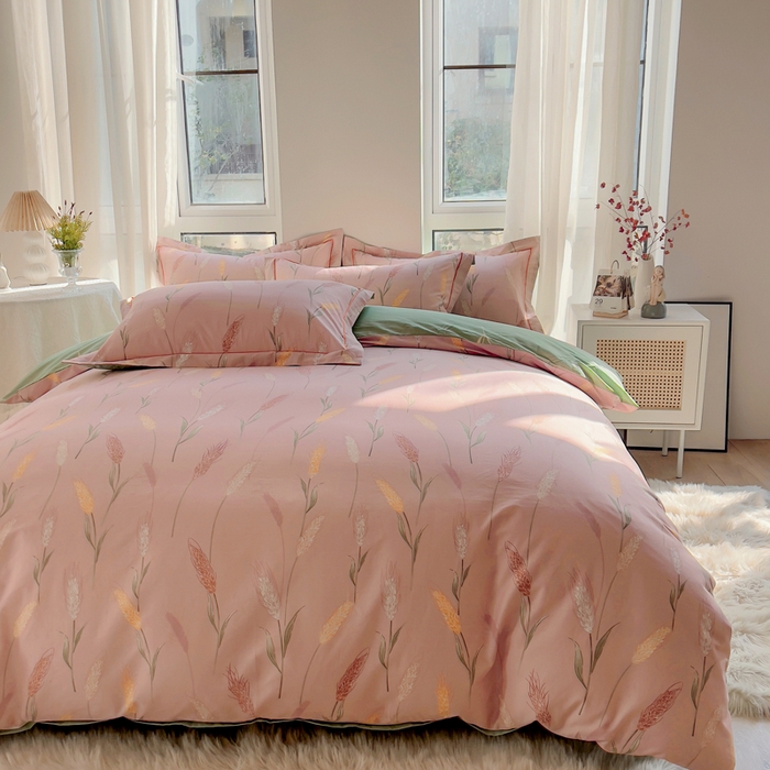 91家纺网 家纺一手货源 找家纺 2025新款133X76宽幅全棉纯棉印花系列四件套 秋言—粉