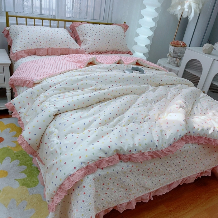 91家纺网 家纺一手货源 找家纺 韩版纯棉豆豆被床盖四件套春秋被加厚冬被同款纯棉被套砂洗棉花床盖三件套四季通用 彩色波点粉 