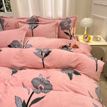 91家纺网 家纺一手货源 找家纺 （总）(买家秀 爆款不断货）A类母婴级双面牛奶绒四件套珊瑚绒雪花绒四件套AB版高克重牛奶绒四件套纯色牛奶绒