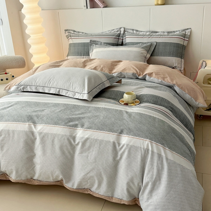 91家纺网 家纺一手货源 找家纺 2025新款133X76宽幅全棉纯棉印花系列四件套 梦彩