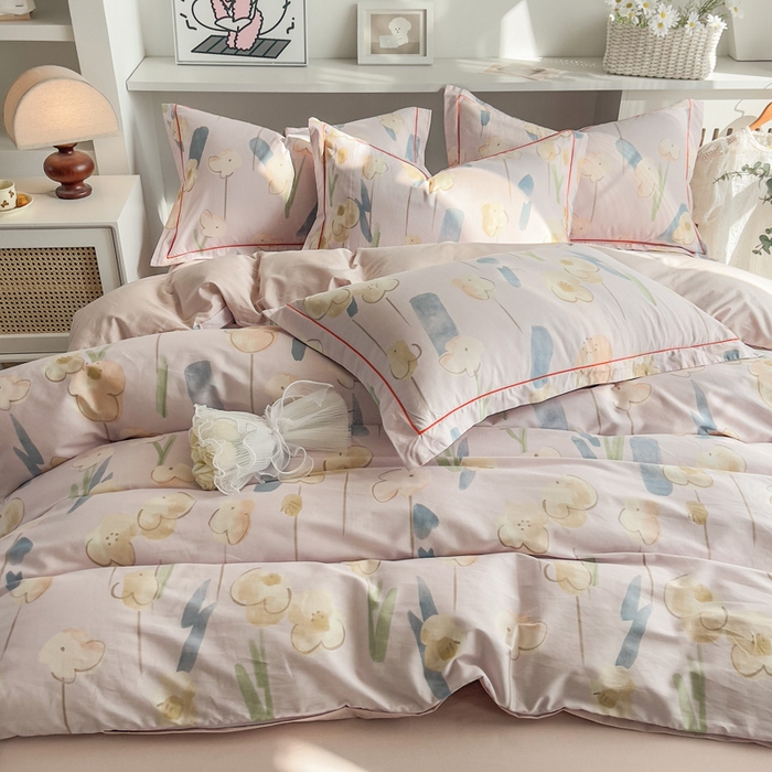 91家纺网 家纺一手货源 找家纺 2025新款133X76宽幅全棉纯棉印花系列四件套 木槿-粉