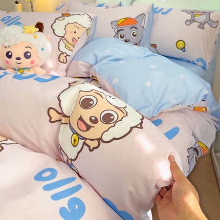 91家纺网 家纺一手货源 找家纺 小懒猪 2025新款卡通专版13372全棉喜羊羊系列四件套 狼羊使者