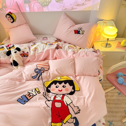 2025新款糯糯棉(110克）大版卡通毛巾绣四件套（提供买家绣）-场景二 小丸子去郊游