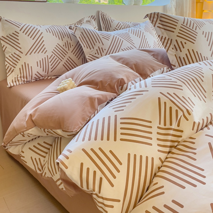 91家纺网 家纺一手货源 找家纺 2023-2024新款13070全棉好卖花型套件系列-四件套 简格卡琪