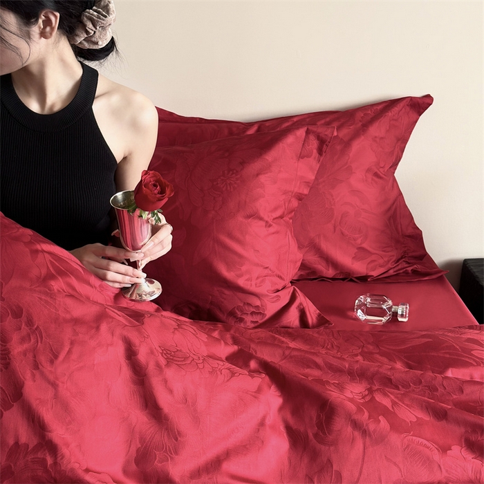 91家纺网 家纺一手货源 找家纺 鹿班家居 2025新款100S长绒棉精美提花系列四件套-玫瑰美遇（标准会员-20） 玫瑰美遇-红色