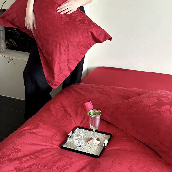 91家纺网 家纺一手货源 找家纺 鹿班家居 2025新款100S长绒棉精美提花系列四件套-玫瑰美遇（标准会员-20） 玫瑰美遇-红色