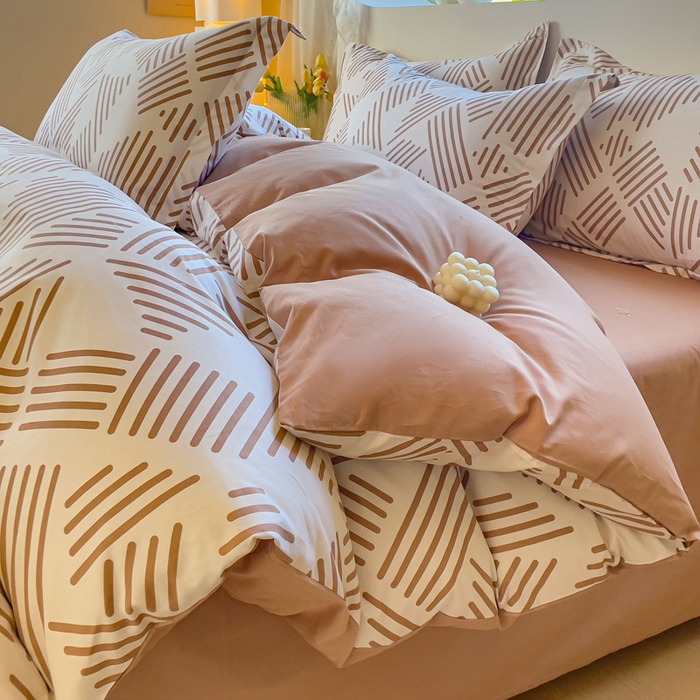 91家纺网 家纺一手货源 找家纺 2023-2024新款13070全棉好卖花型套件系列-四件套 简格卡琪