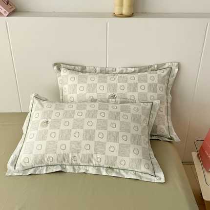 2025新款13376宽幅全棉印花单枕套系列（有单品可定制） 有点甜-绿