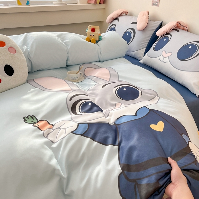 91家纺网 家纺一手货源 找家纺 海岛哥哥 2025新款超柔云朵棉大耳朵系列四件套 大耳朵-兔子警长