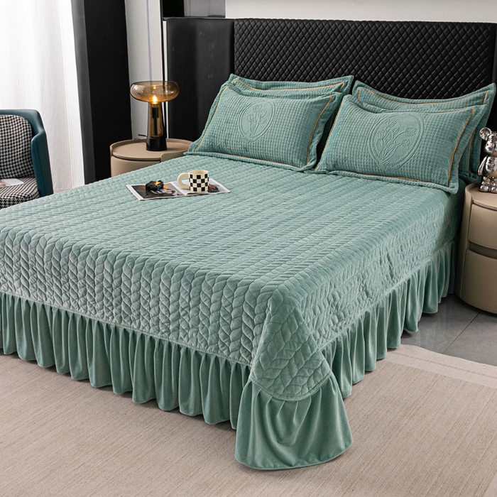 91家纺网 家纺一手货源 找家纺 畅畅家纺 2025新款12斤加厚冬季轻奢款230克全消光立体雕花牛奶绒夹棉床盖四件套 轻奢花语-绿