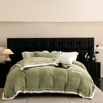 91家纺网 家纺一手货源 找家纺 （总）新款350克全消光煦暖绒四件套-瑞丽