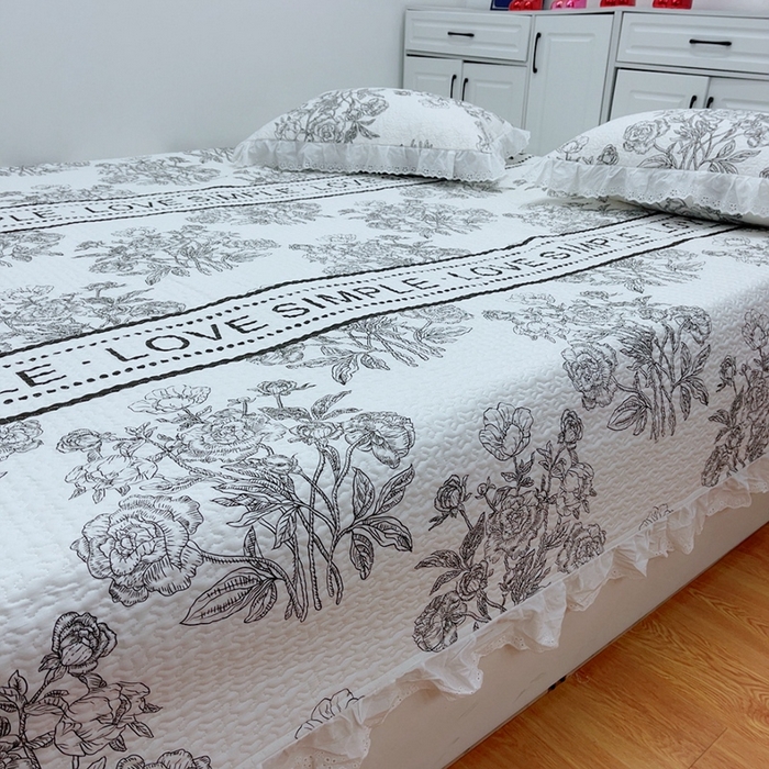 91家纺网 家纺一手货源 找家纺 暖居 2024新款纯棉绗缝夹棉榻榻米支持定制防滑全棉印花小碎花农村大炕盖三件套系列 晨暮间