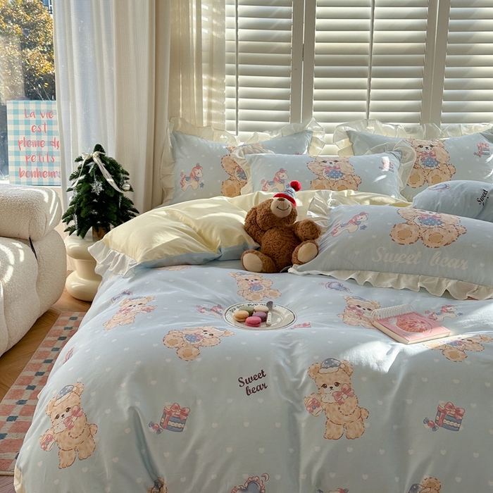 91家纺网 家纺一手货源 找家纺 2025新款洛丽塔全棉花边四件套 木马小熊