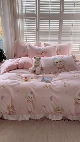 91家纺网 家纺一手货源 找家纺 2025新款洛丽塔全棉花边四件套 冰淇淋小狗