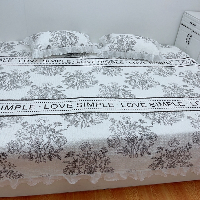 91家纺网 家纺一手货源 找家纺 暖居 2024新款纯棉绗缝夹棉榻榻米支持定制防滑全棉印花小碎花农村大炕盖三件套系列 晨暮间