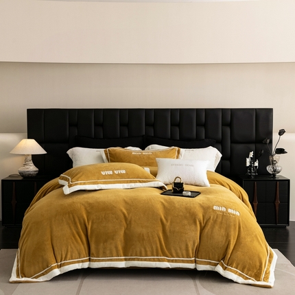 91家纺网 家纺一手货源 找家纺 （总）新款350克全消光煦暖绒四件套-瑞丽