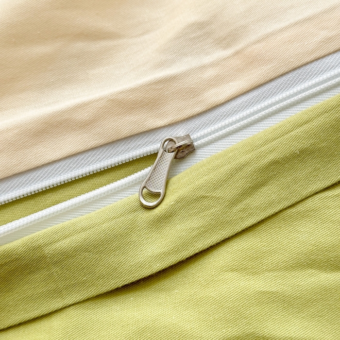 91家纺网 家纺一手货源 找家纺 曼之夏 2025新款全棉双拼四件套 贴标-米色+草绿