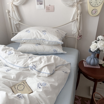 91家纺网 家纺一手货源 找家纺 （总）恋恋三季 2025新款嵌绳款春夏田园蓝花楹系列四件套-第一组