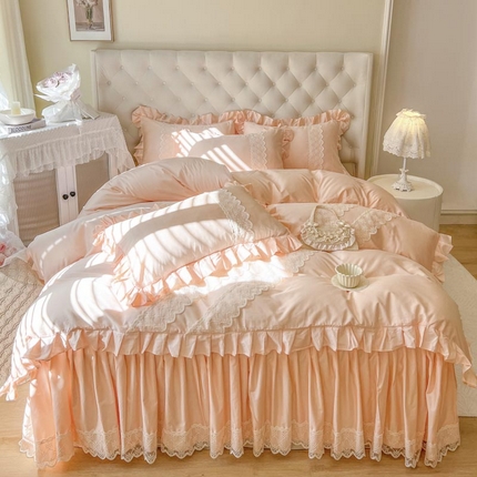 91家纺网 家纺一手货源 找家纺 （总）恋尚 2025新款60贡缎长绒棉床笠裙款四件套-赫朵