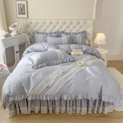 91家纺网 家纺一手货源 找家纺 恋尚 2025新款60贡缎长绒棉床笠裙款四件套-赫朵 赫朵 浅灰