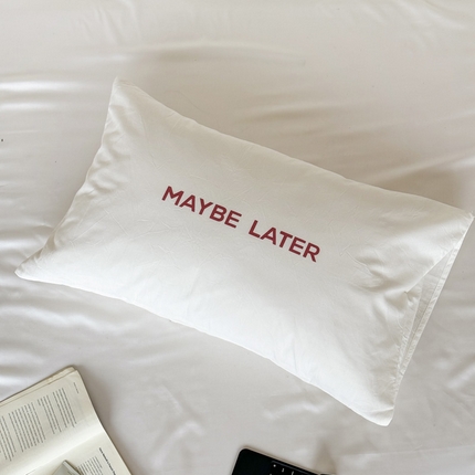 91家纺网 家纺一手货源 找家纺 （总）艾沁家纺 2025新款全棉纯棉水洗棉数码印花字母枕套