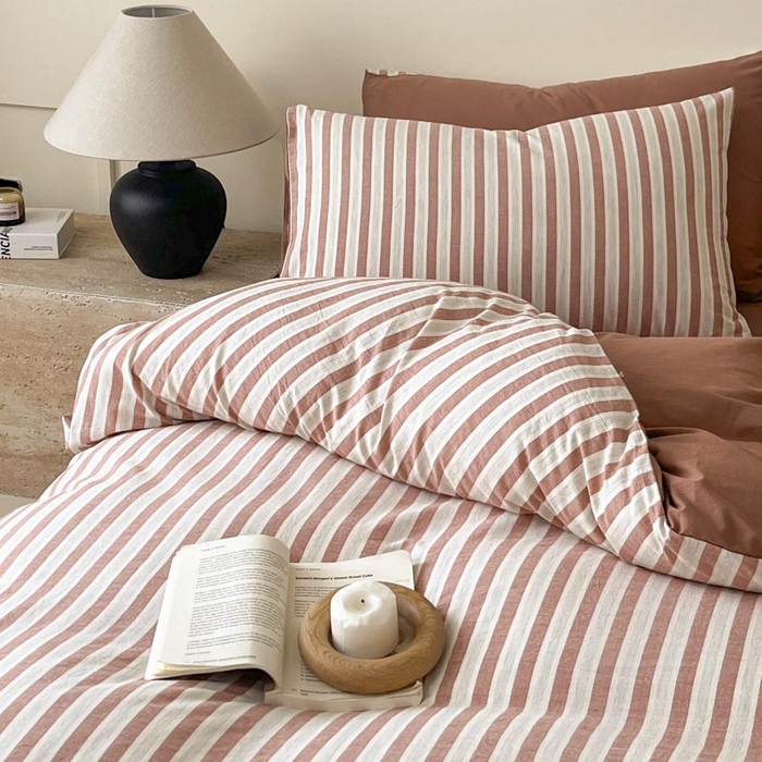 91家纺网 家纺一手货源 找家纺 ab家纺 2024新款色织全棉40支水洗棉条纹四件套  天竺棉 番茄红