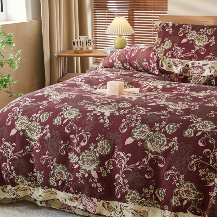 91家纺网 家纺一手货源 找家纺 鲁爱 2025新款全棉色织双层纱纽扣款四件套 陌上花开-安可拉红