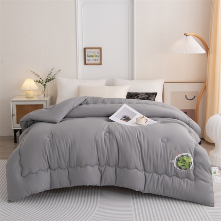 91家纺网 家纺一手货源 找家纺 寝美资家居 2025新款直播爆款艾草被 灰色