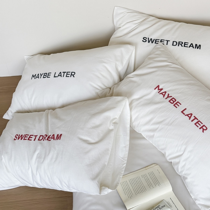 91家纺网 家纺一手货源 找家纺 （总）艾沁家纺 2025新款全棉纯棉水洗棉数码印花字母枕套