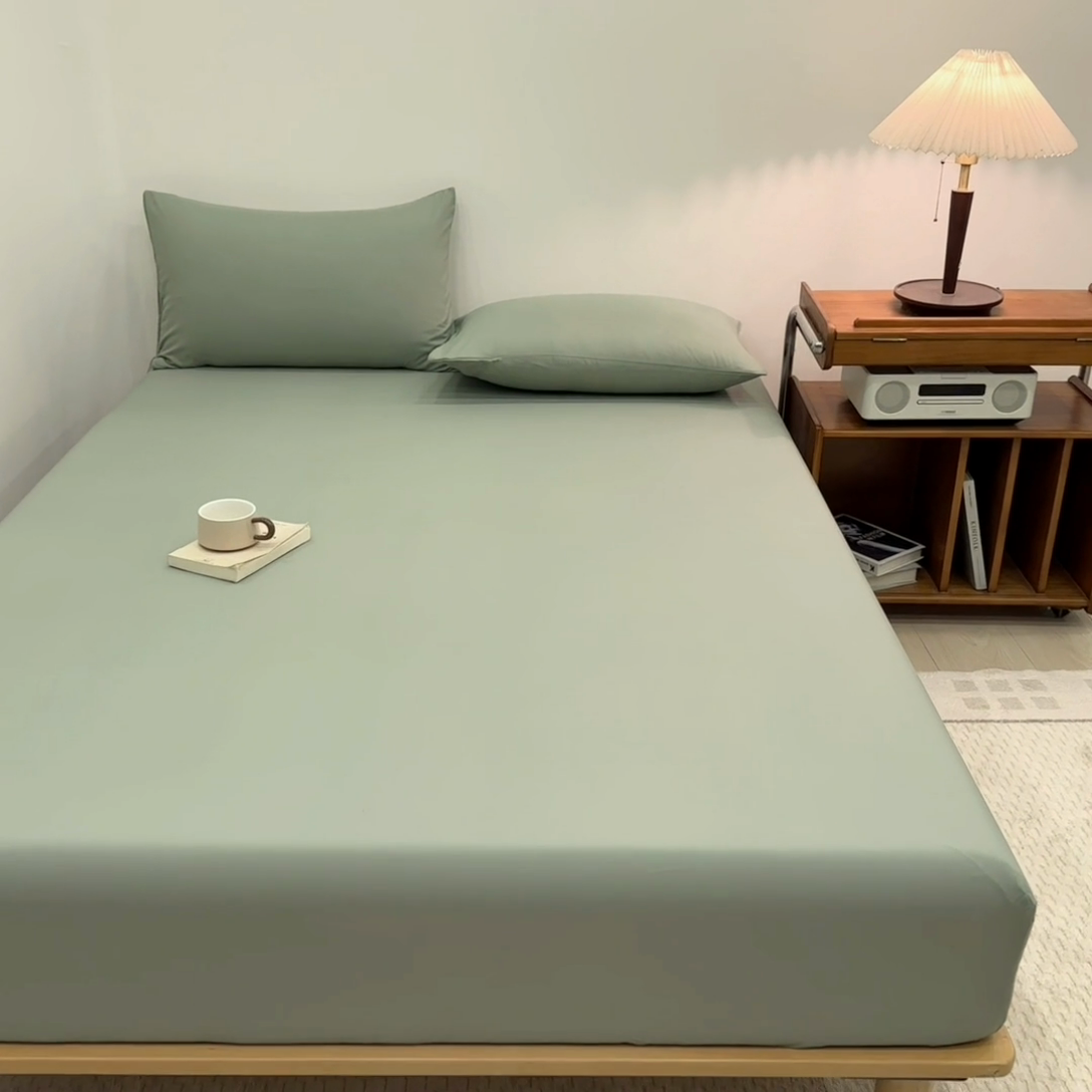 91家纺网 家纺一手货源 找家纺 优迈 2025新款水洗棉亲肤磨毛纯色单品系列单床笠单枕套三件套 抹茶