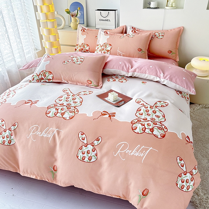 91家纺网 家纺一手货源 找家纺 梦卓家纺 2025新款小清新植物羊绒印花单被套 花园小兔