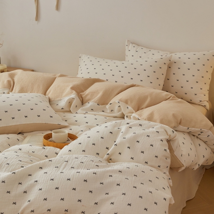 91家纺网 家纺一手货源 找家纺 618家纺 2025新款A类母婴级全棉三层纱皱皱纱纯棉四件套 蝴蝶结米