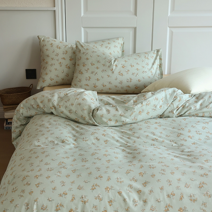 91家纺网 家纺一手货源 找家纺 2025春夏新品母婴A类全棉纯棉针织棉软糯糯清新小碎花床单款四件套 复古玫瑰