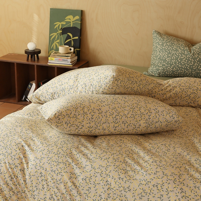 91家纺网 家纺一手货源 找家纺 2025春夏新品母婴A类全棉纯棉针织棉软糯糯清新小碎花床单款四件套 莫奈黄