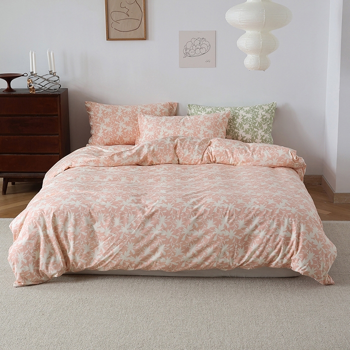 91家纺网 家纺一手货源 找家纺 2025春夏新品母婴A类全棉纯棉针织棉软糯糯清新小碎花床单款四件套 盛夏粉