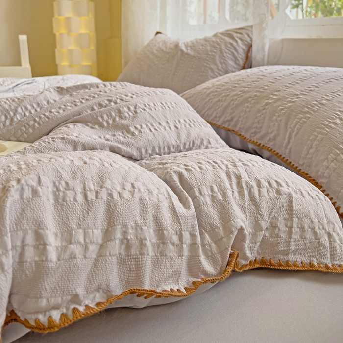 91家纺网 家纺一手货源 找家纺 娜娜 2025新款磨毛水洗棉泡泡纱贝壳边四件套 泡泡纱-浅灰