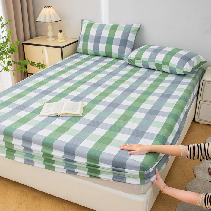 91家纺网 家纺一手货源 找家纺 首爱 2025新款五幅段床笠 绿白格