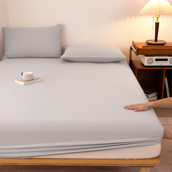 91家纺网 家纺一手货源 找家纺 优迈 2025新款水洗棉亲肤磨毛纯色单品系列单床笠单枕套三件套 浅灰