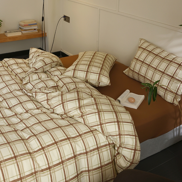 91家纺网 家纺一手货源 找家纺 2025春夏新品母婴A类全棉纯棉针织棉软糯糯清新小碎花床单款四件套 格纹