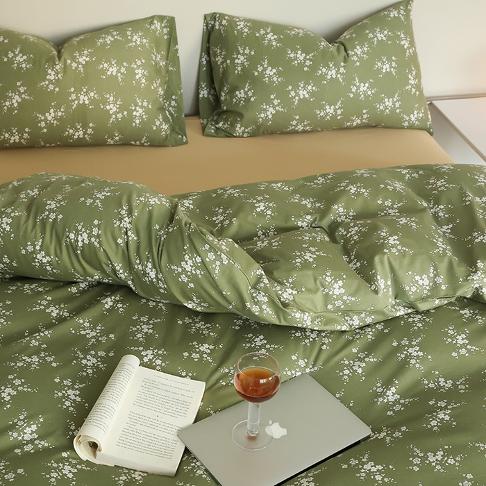 91家纺网 家纺一手货源 找家纺 2025春夏新品母婴A类全棉纯棉针织棉软糯糯清新小碎花床单款四件套 蔷薇绿