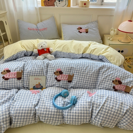 罗亿家纺 2025新款云朵糯糯棉（110g）腊肠狗毛巾绣四件套 蝴蝶结小狗-蓝格